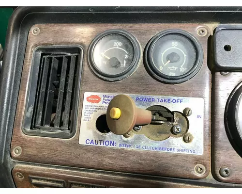 Freightliner FLD120 Dash Assembly