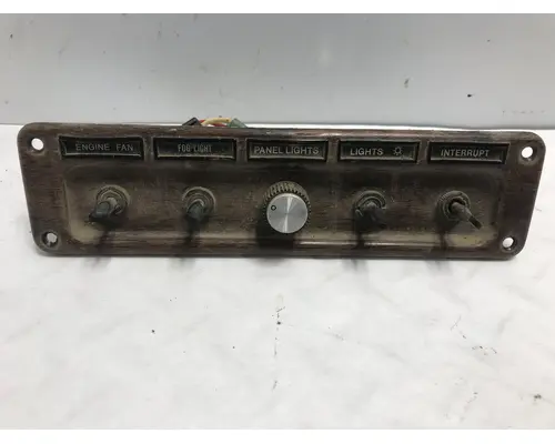 Freightliner FLD120 Dash Assembly