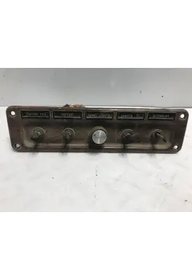 Freightliner FLD120 Dash Assembly