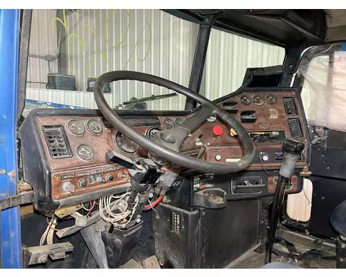 Freightliner FLD120 Dash Assembly