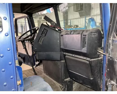 Freightliner FLD120 Dash Assembly