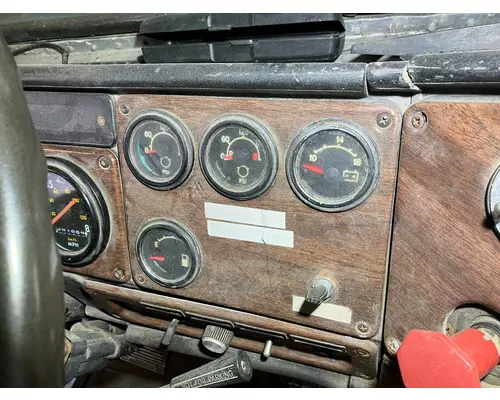 Freightliner FLD120 Dash Assembly