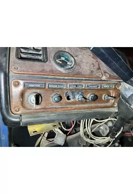 Freightliner FLD120 Dash Assembly