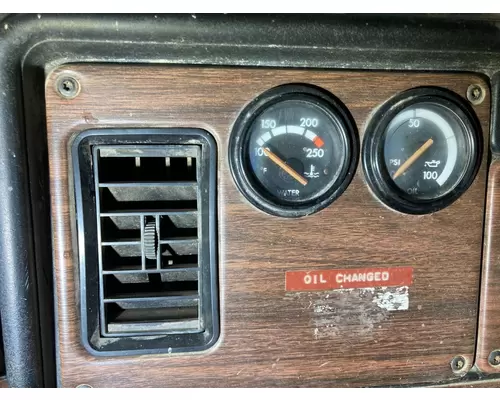 Freightliner FLD120 Dash Assembly