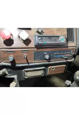 Freightliner FLD120 Dash Assembly