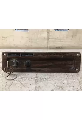 Freightliner FLD120 Dash Assembly