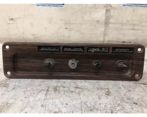 Freightliner FLD120 Dash Assembly