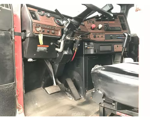 Freightliner FLD120 Dash Assembly