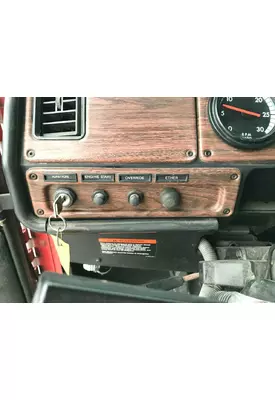 Freightliner FLD120 Dash Assembly