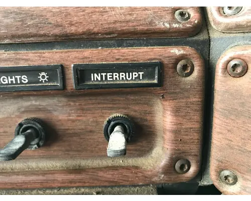 Freightliner FLD120 Dash Assembly