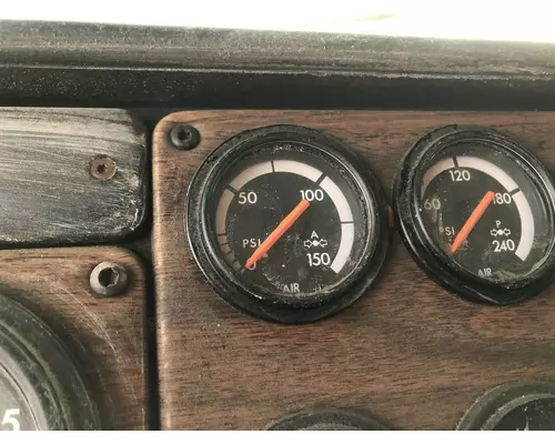 Freightliner FLD120 Dash Assembly