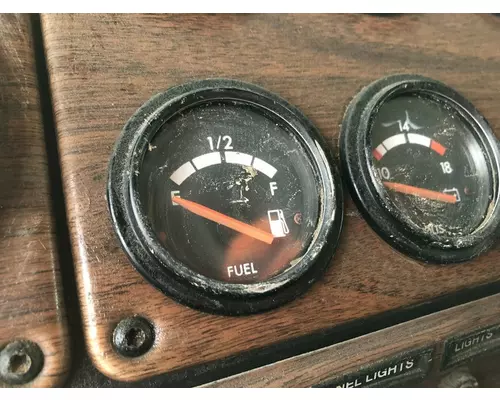 Freightliner FLD120 Dash Assembly