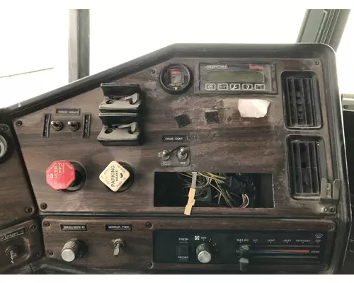 Freightliner FLD120 Dash Assembly