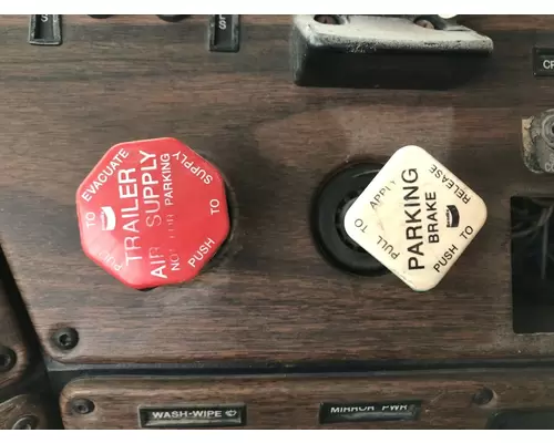 Freightliner FLD120 Dash Assembly