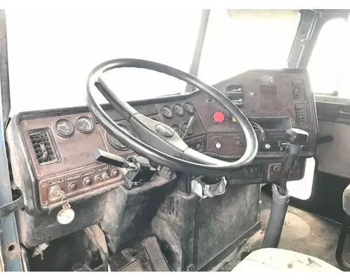 Freightliner FLD120 Dash Assembly