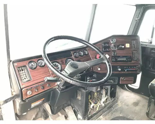 Freightliner FLD120 Dash Assembly