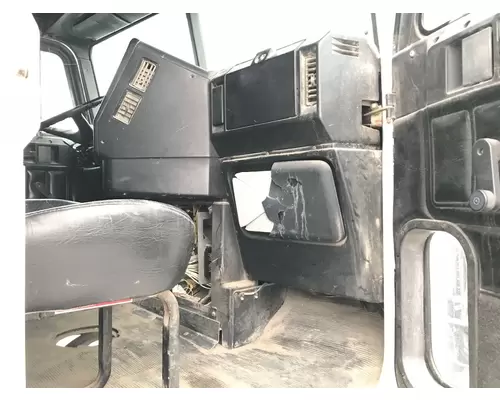 Freightliner FLD120 Dash Assembly