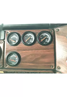 Freightliner FLD120 Dash Assembly