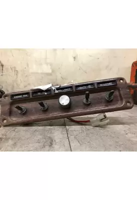 Freightliner FLD120 Dash Assembly