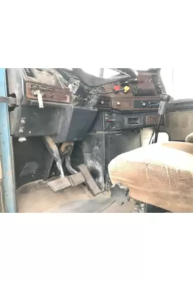 Freightliner FLD120 Dash Assembly