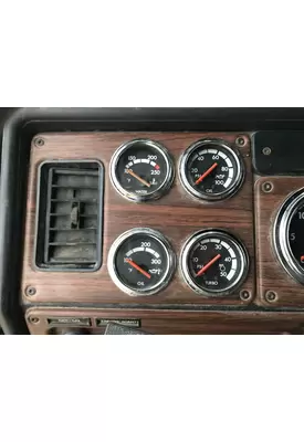 Freightliner FLD120 Dash Assembly