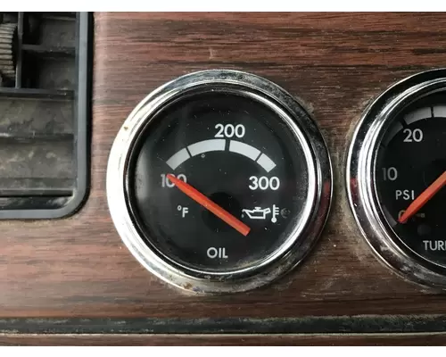 Freightliner FLD120 Dash Assembly