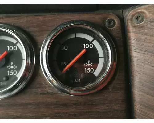 Freightliner FLD120 Dash Assembly