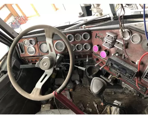 Freightliner FLD120 Dash Assembly