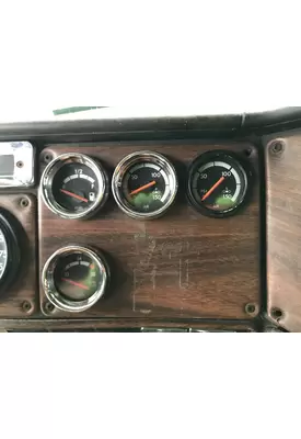 Freightliner FLD120 Dash Assembly