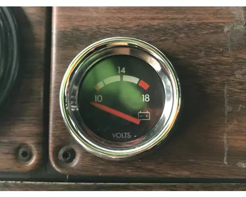 Freightliner FLD120 Dash Assembly