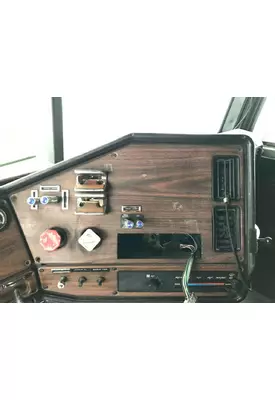 Freightliner FLD120 Dash Assembly