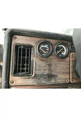 Freightliner FLD120 Dash Assembly