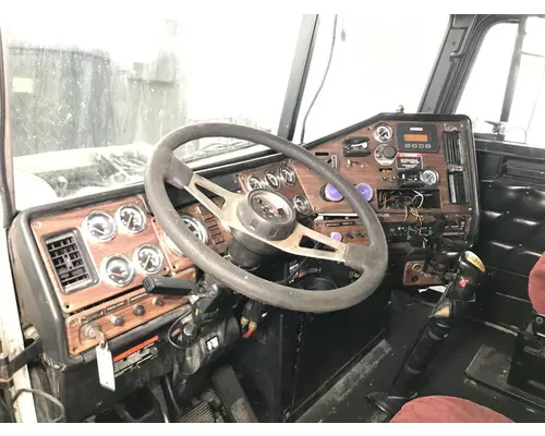 Freightliner FLD120 Dash Assembly
