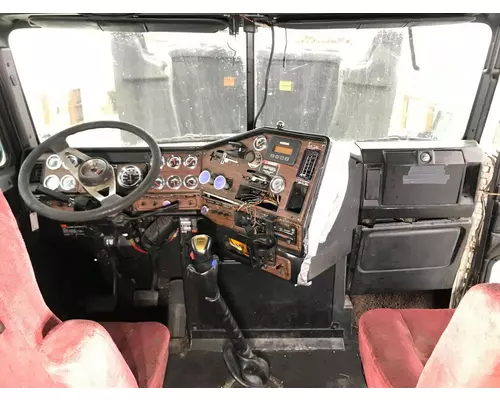 Freightliner FLD120 Dash Assembly