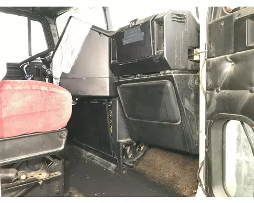 Freightliner FLD120 Dash Assembly