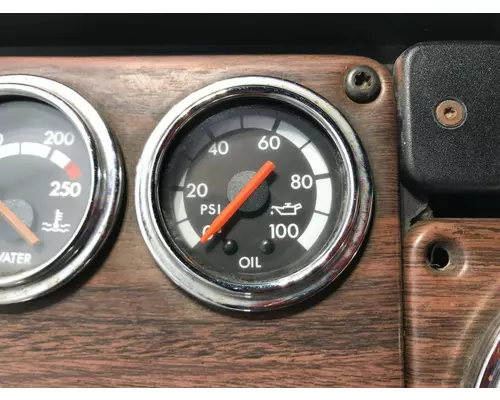 Freightliner FLD120 Dash Assembly