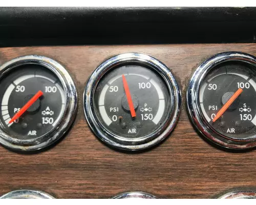 Freightliner FLD120 Dash Assembly