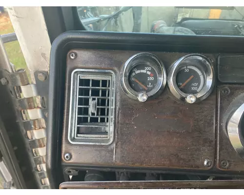 Freightliner FLD120 Dash Assembly