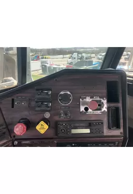 Freightliner FLD120 Dash Assembly