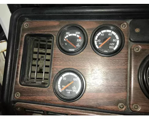Freightliner FLD120 Dash Assembly