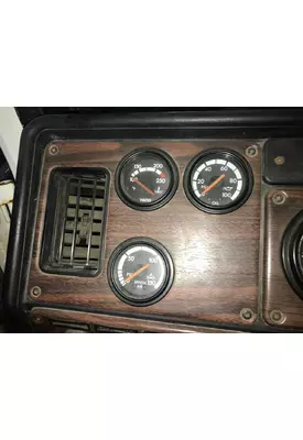 Freightliner FLD120 Dash Assembly