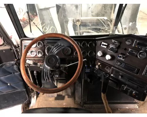 Freightliner FLD120 Dash Assembly