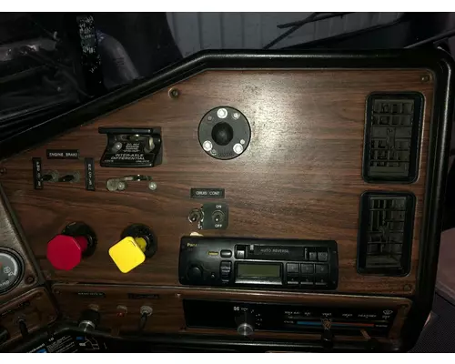 Freightliner FLD120 Dash Assembly