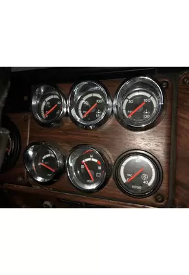 Freightliner FLD120 Dash Assembly