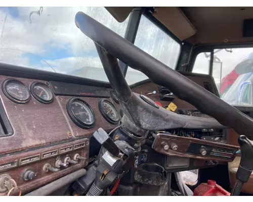 Freightliner FLD120 Dash Assembly