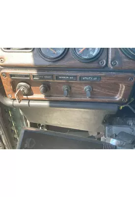 Freightliner FLD120 Dash Assembly