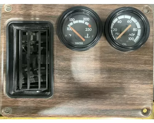 Freightliner FLD120 Dash Assembly