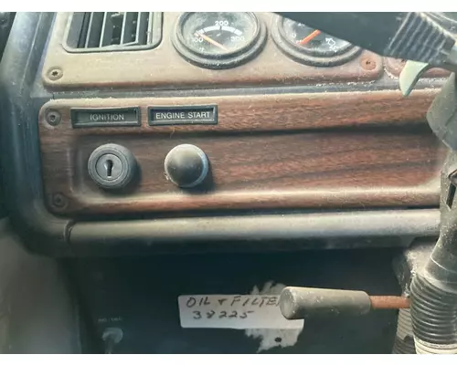 Freightliner FLD120 Dash Assembly