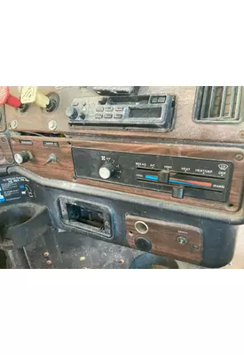 Freightliner FLD120 Dash Assembly