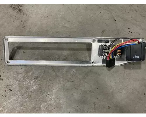 Freightliner FLD120 Dash Assembly